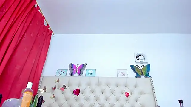 celena_wonder webcam