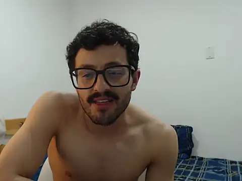 CuriousTomX webcam