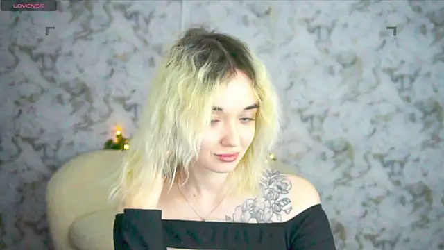 Ashley_S webcam