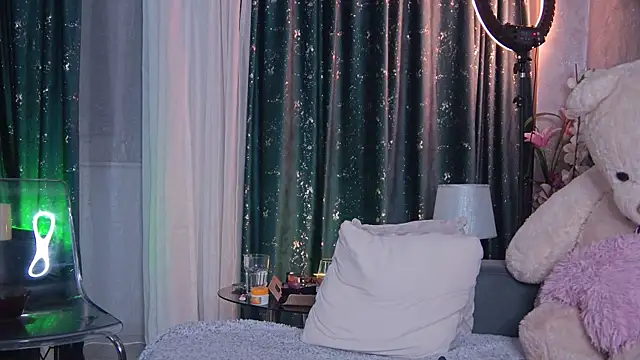 RoseEvann webcam