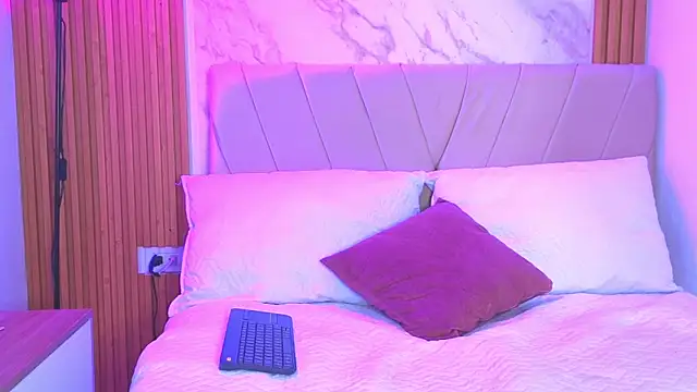 j_belle_ webcam