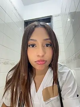 MiaCamille_ webcam