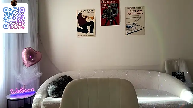 LinaMour webcam