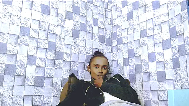 SassyXindian webcam