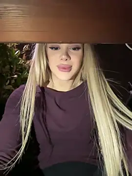 AlyssaFoxx_ Live Webcam on Stripchat