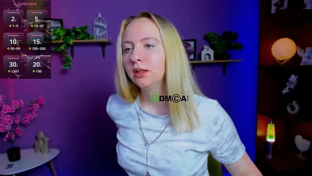 mila_glow1 webcam