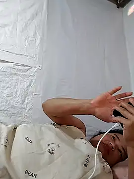 BigAss-69 webcam