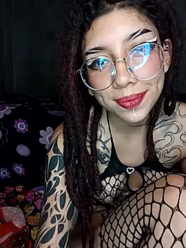 Webcam Model (Kaoz_69_)  is live.Free join now!