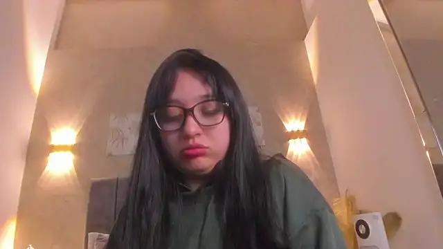 Lunaa_bellaa webcam