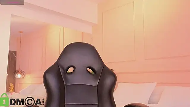 LUCI___ webcam