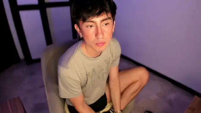 sweettaaron01 (M young) - cum show, warm milk for you.