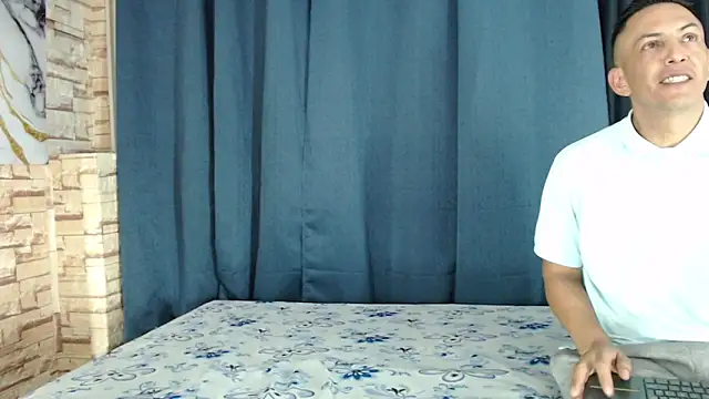 molly_andsam webcam