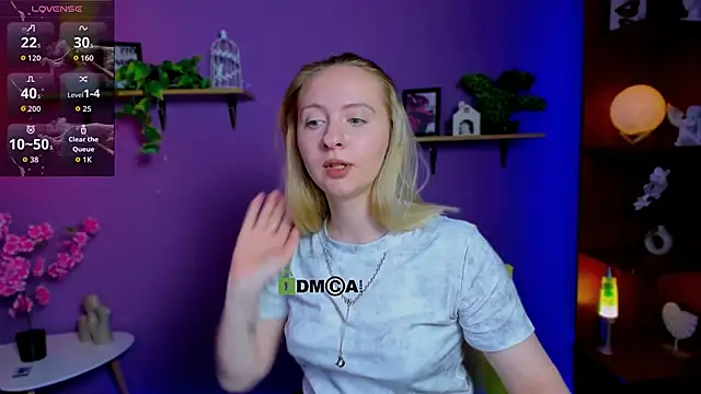 mila_glow1 webcam