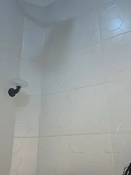 thais_kim (F young) - hot squats without a thong x8