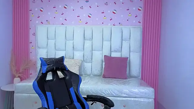 sarita_09_s webcam