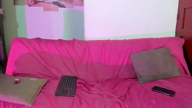 Nikki__uwu webcam