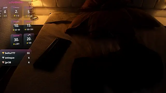 mia__gv webcam