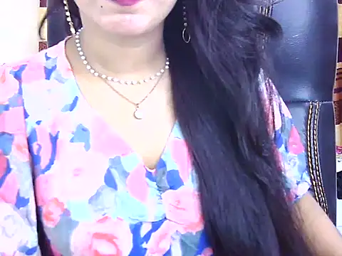 Noor_Zarin webcam