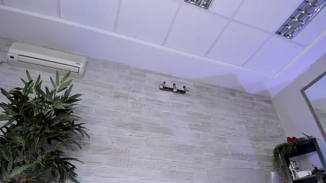 Cupcake_Izzy webcam