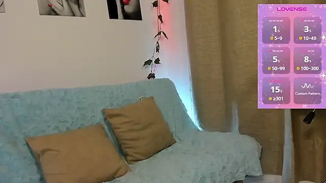 Rebeca_Marchetti webcam