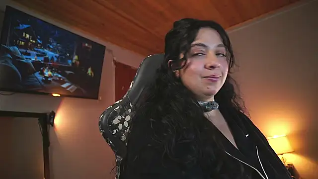 coraline_latin webcam