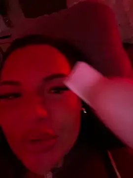 _MelinaCurves_ webcam