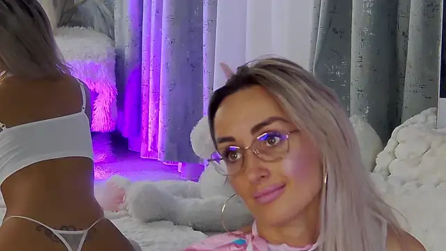 IsabelleEthan webcam