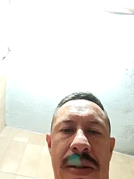 L_hotcream webcam