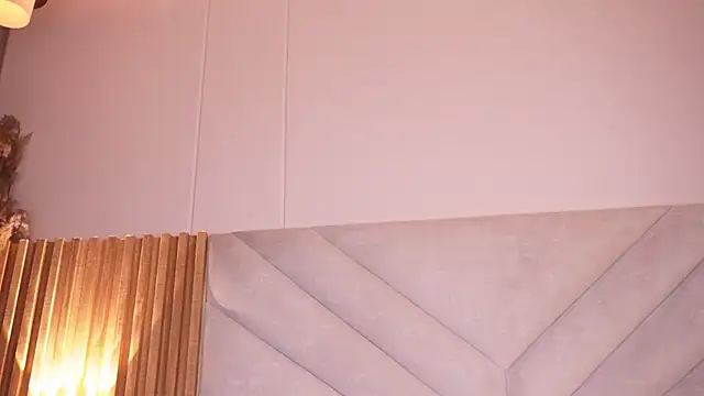 Ivi_Aiko webcam