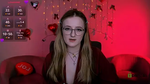 luna_berryy webcam