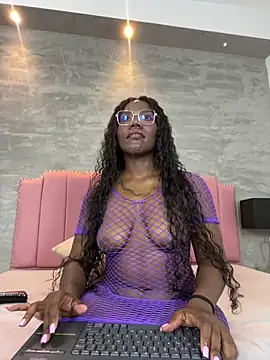Alaia_Colins webcam