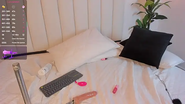 Megan_Brunette2 webcam