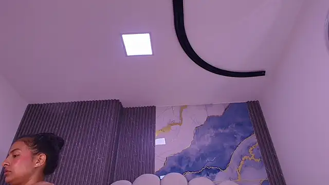 hot_dione webcam