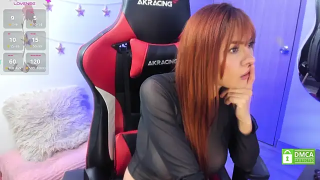 LindaSilverstone webcam