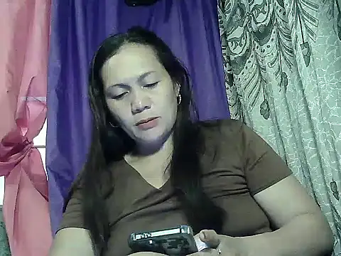 prettymomma24xx webcam