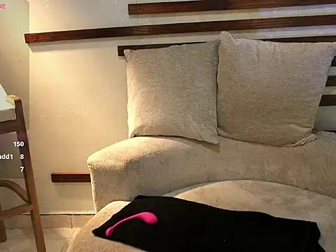 Aria_velvet_ webcam