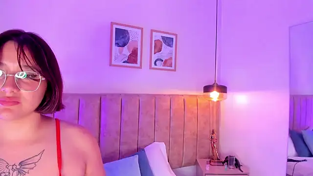 CarolineRossy webcam