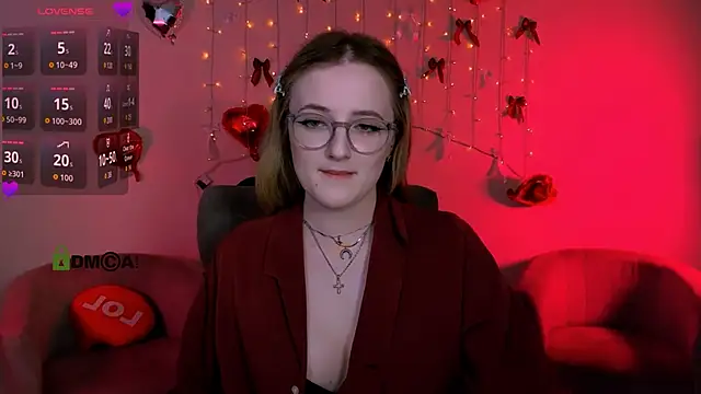 luna_berryy webcam