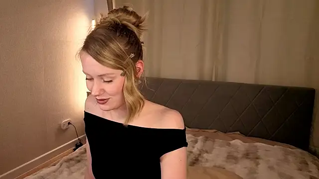 EvaHamilton webcam