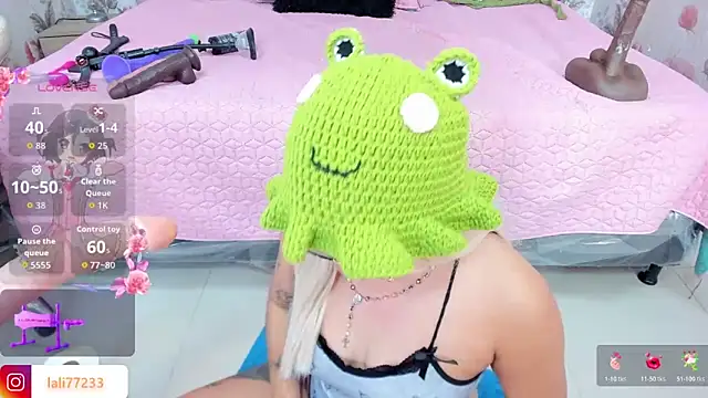 SafiroAgataaa webcam