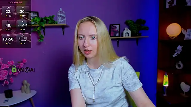 mila_glow1 webcam