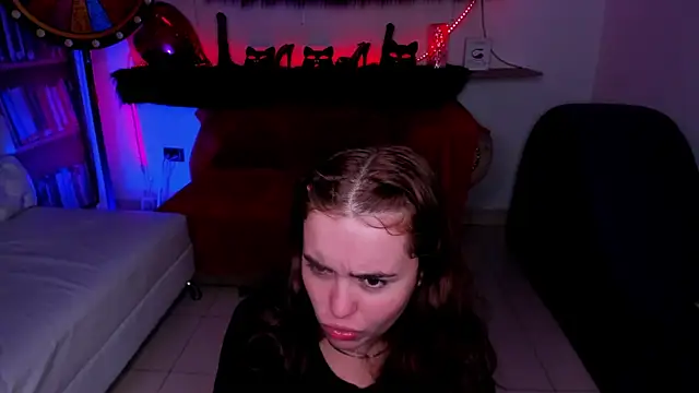 Shyfantasies webcam