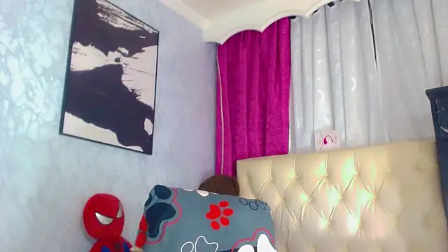 Julia_Bulette1 webcam