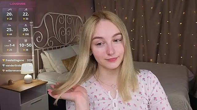 Shy_Polly webcam