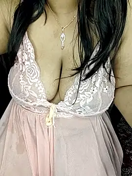 Curvy_Pooja webcam