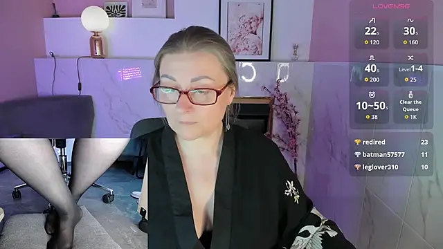 Alexandra_Kind webcam