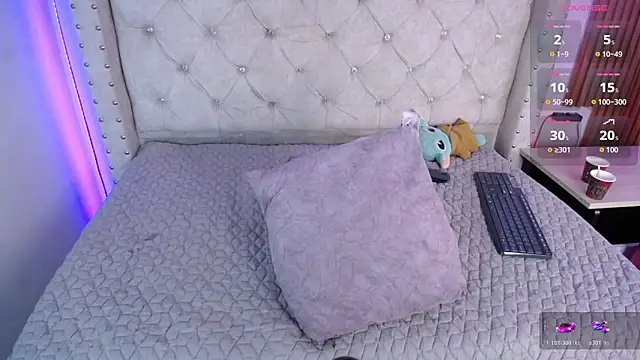 Elizabeth_Evans1 webcam