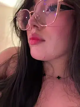 Webcam Model (Your_Enyel)  is live.Free join now!