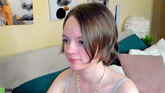 Olivia_Riesz webcam
