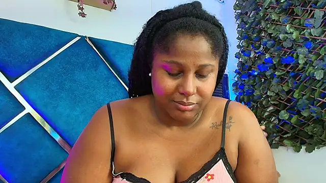 AlexaRousse4u webcam